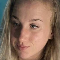 Еббі Ліннxxx Оголені