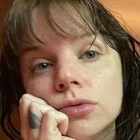 Ахптік Оголені