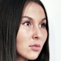 Аїда Тумутова Оголені