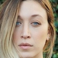 Алана Хадід Оголені