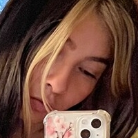 Аланна ЗеХангричика Оголені