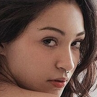 Алексіс Піна Оголені