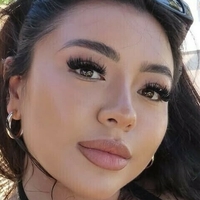 Америка Шрадер Оголені