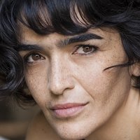 Ана Каваліс Оголені