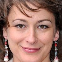 Анік Лемей Оголені