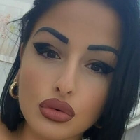 Анна Пузоне Оголені