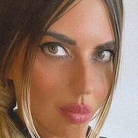 Анна Ріано Оголені