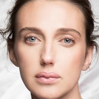 Анна Шафер Оголені