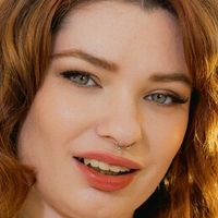 Аннебель Редд Оголені