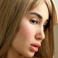 Аріана Даймонд Оголені