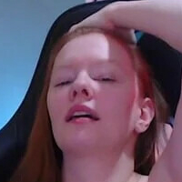 Отумн Рене Оголені