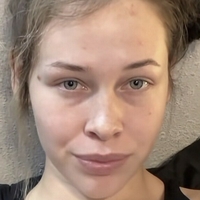 Ава Болдинг Оголені