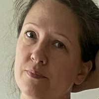 Ава Бредлі Оголені