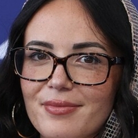 аксрокіі Оголені