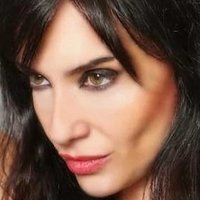 Беатріс Ріко Оголені