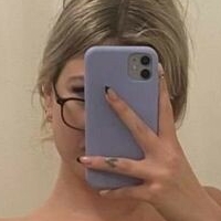 Белла Сі Мон Оголені