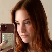 Брі Ессріг Оголені