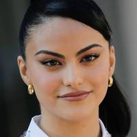 Каміла Мендес Оголені