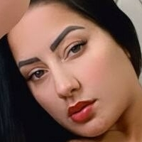 Каміла Нассименто Оголені