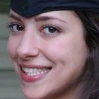 Каміла Веласко Оголені