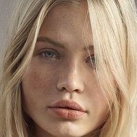 Каміла Форчхаммер Крістенсен Оголені