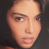 Каміла Рохольм Оголені