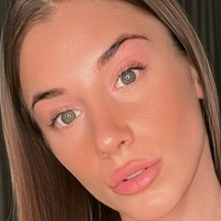 Каміла Стеллуті Оголені