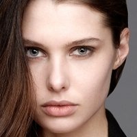 Карла Віаль Оголені