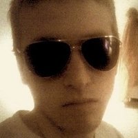 Кессі Одисс Оголені