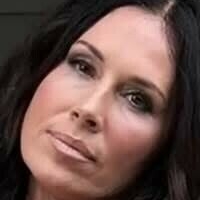 Шері_ґірлі Оголені