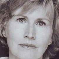Крістін Брюхер Оголені