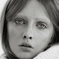Кліа Мартін Оголені
