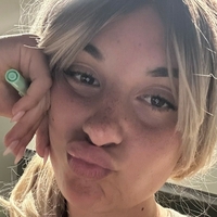 коралі.пенні Оголені