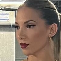 Даніела Мачадо Оголені