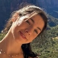 Дарбі Хелм Оголені