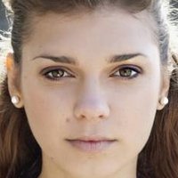 Деніса Пфаузерова Оголені