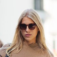 Едді Петерсон Оголені