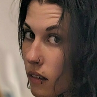 Еліна Мджей Оголені
