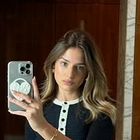 Еліса Баррану Оголені