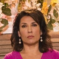 Елізабет Керролл Оголені