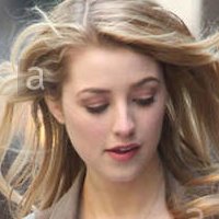 Елла Рей Пек Оголені