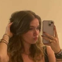 Елла Рене Оголені