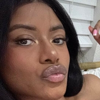 Еллі Мона Оголені