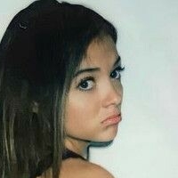 Еллс Грейсі Оголені