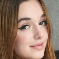 еллі-петіт Оголені