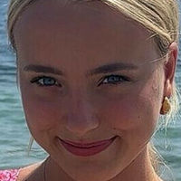 Елсаапейдж Оголені