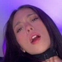 Емілія Понсе Оголені