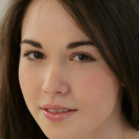 Емілі Н Оголені