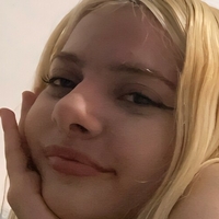 Емма Керрі Оголені