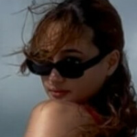 Емма Чанг Оголені